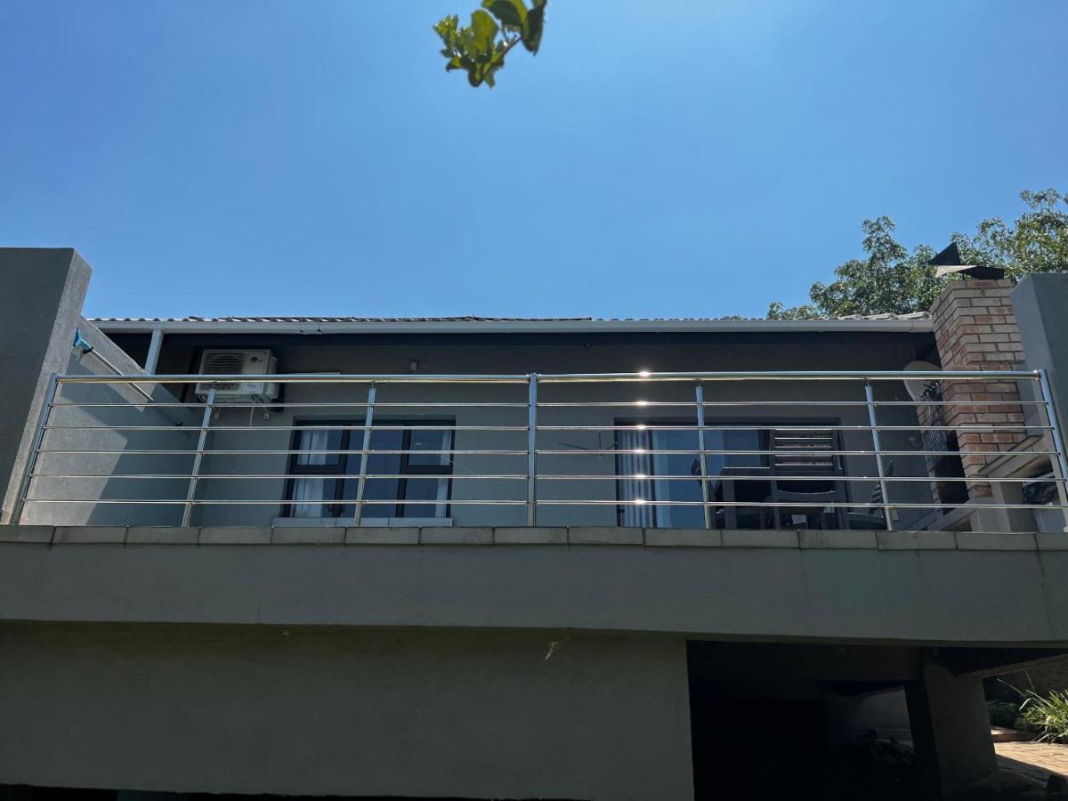 Moya-Sky Lägenhet Komatipoort Exteriör bild